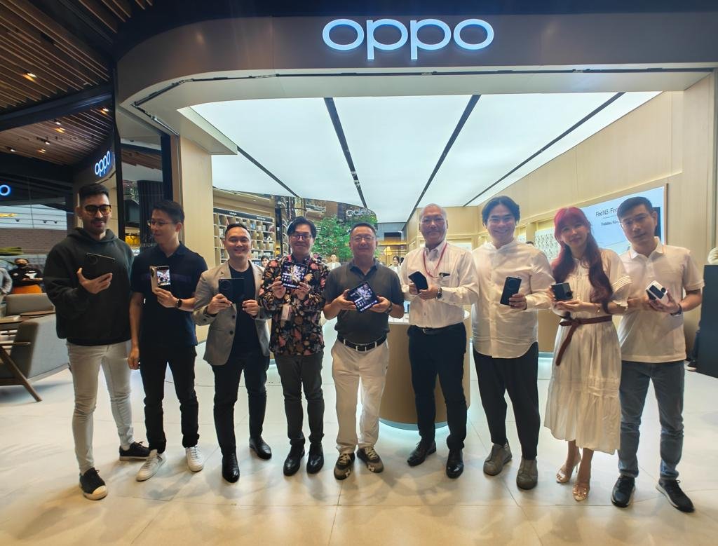 OPPO Experience Store Terbesar Di Indonesia, Kini Hadir Di AEON Jakarta ...